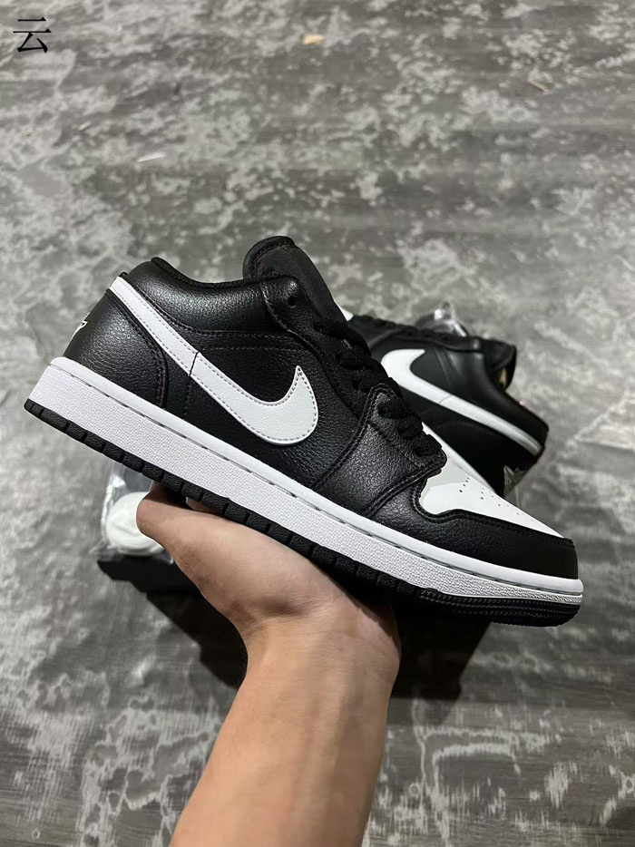 Air Jordan 1 LOW 553558 043